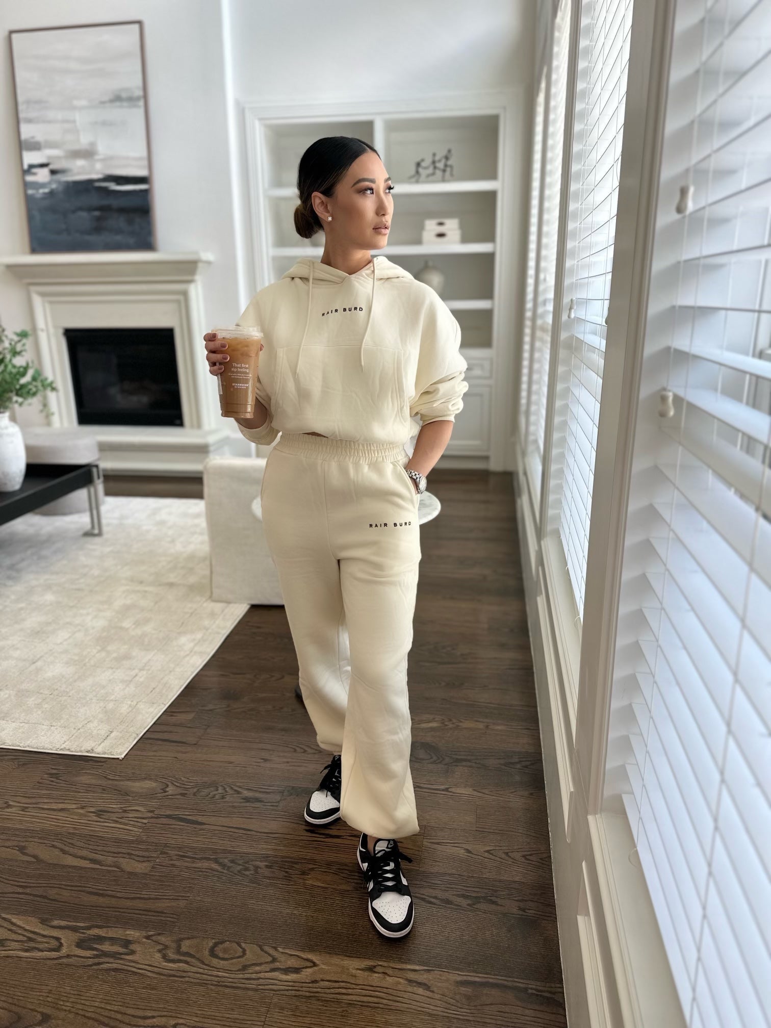 The Classic in Creme de la Cream