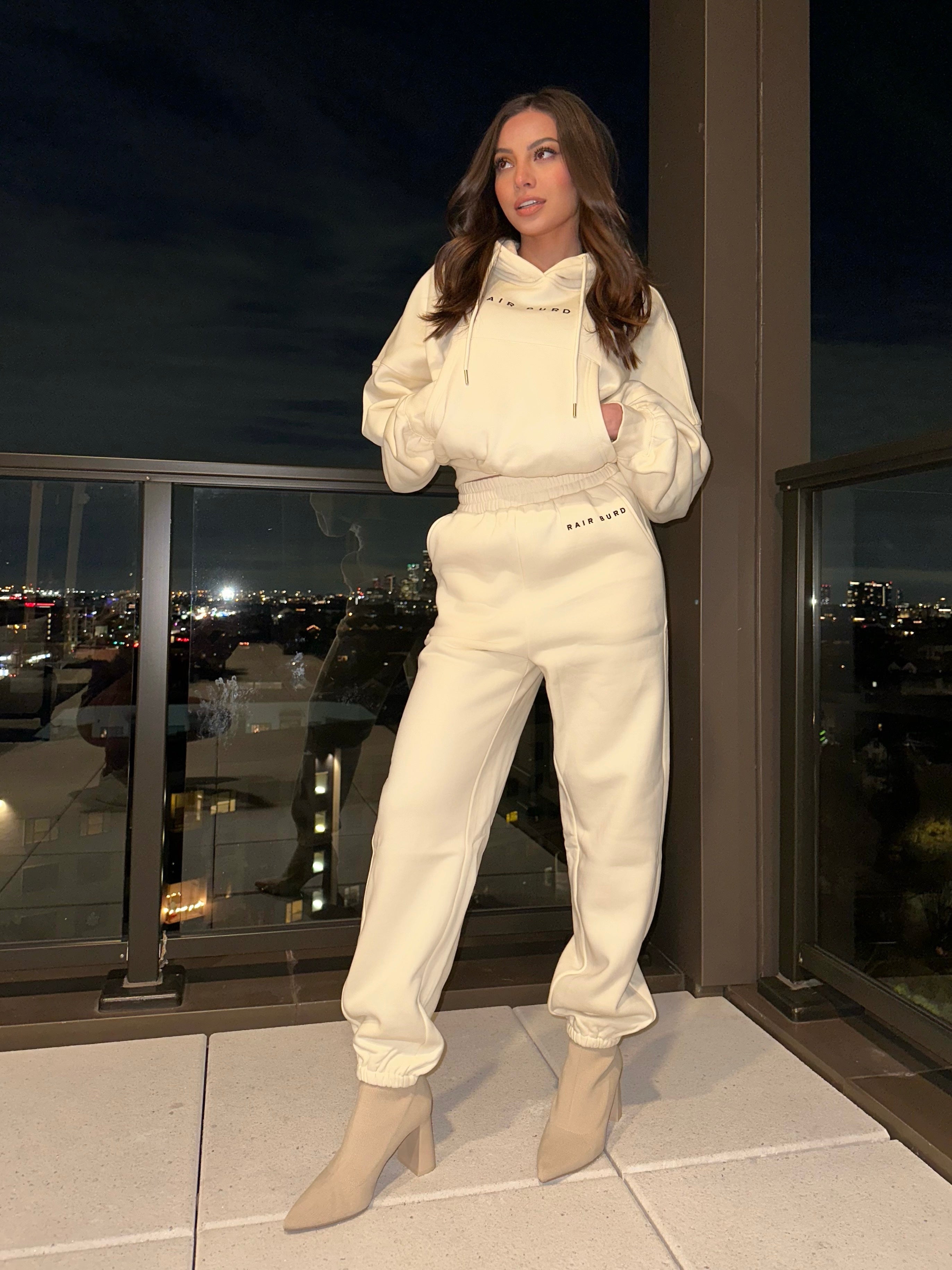 The Classic in Creme de la Cream